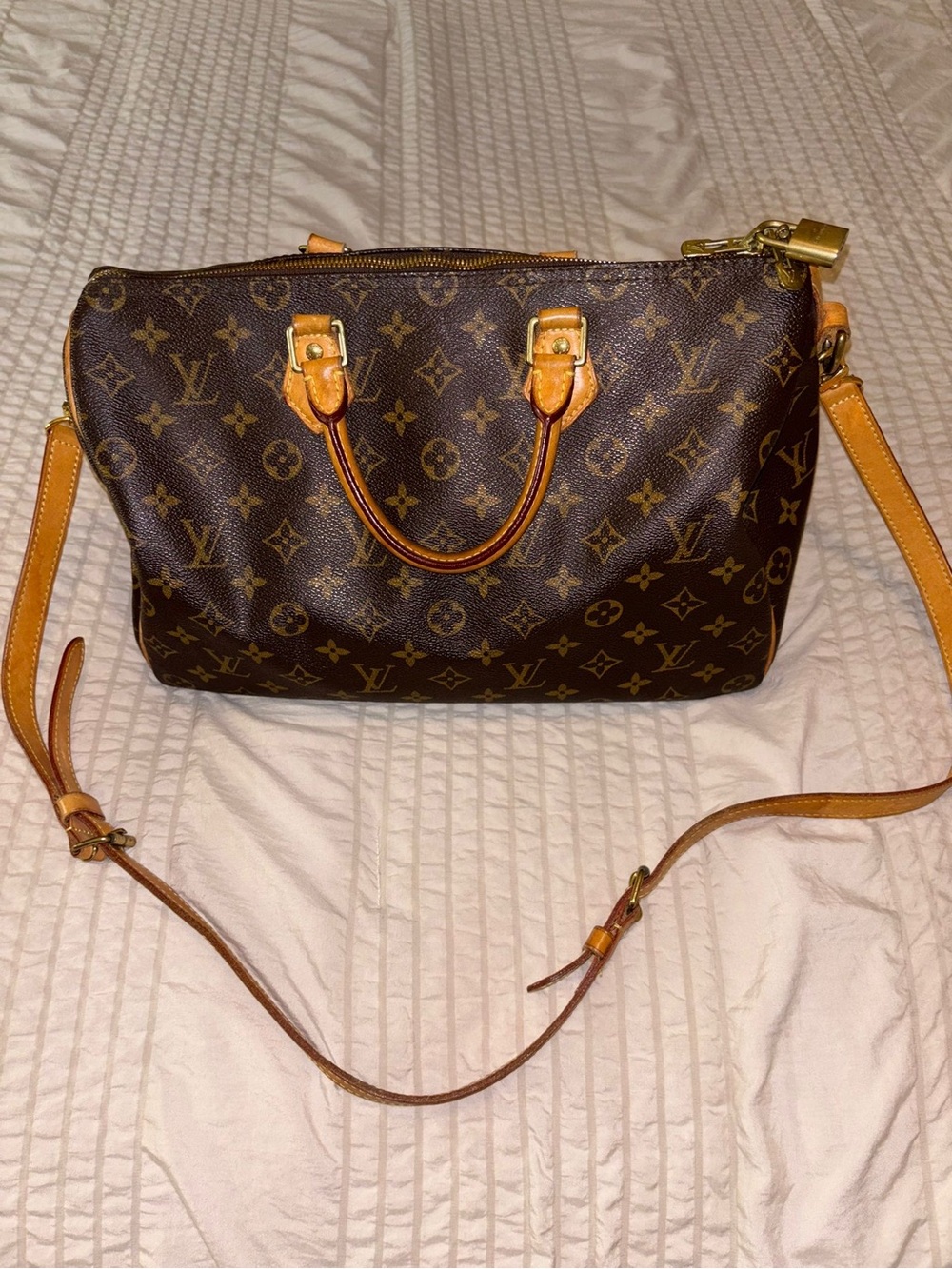Louis Vuitton Monogram Speedy Bandoulière in Brown and Tan